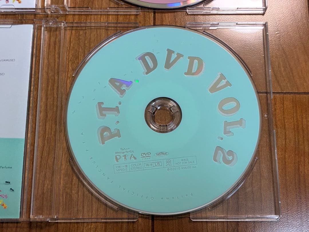 Perfume ファンクラブ P.T.A. DVD vol1とvol2