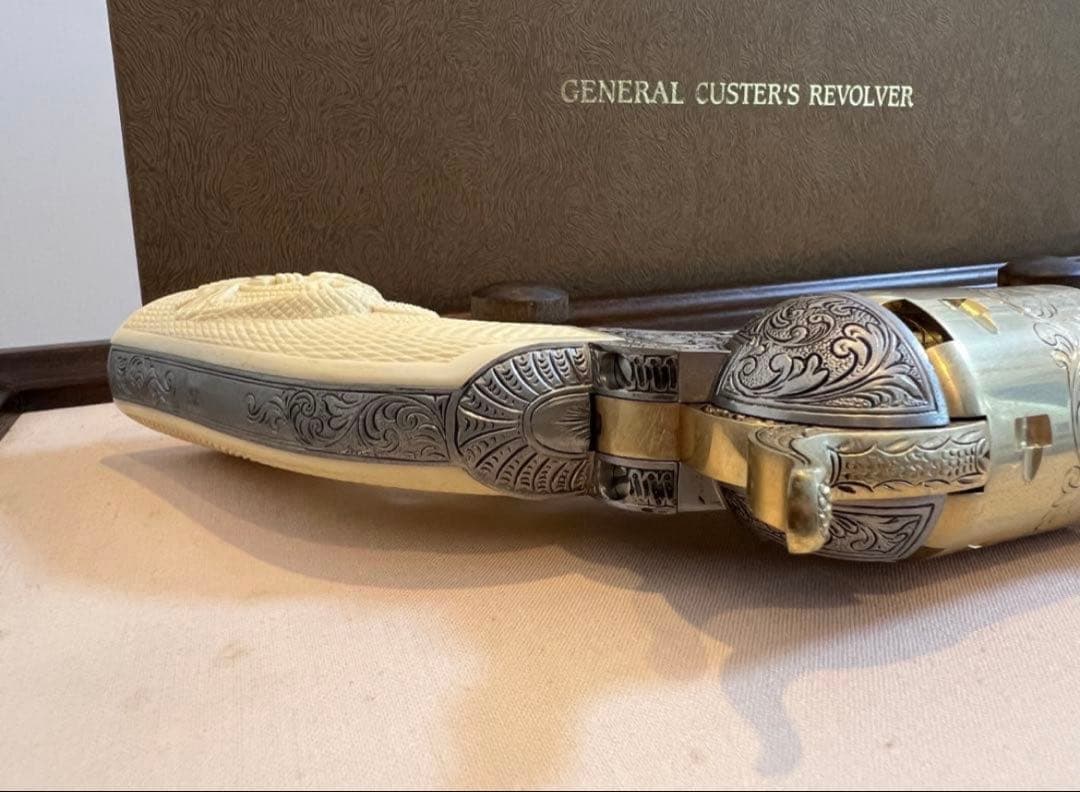 フランクリンミント　額付き カスター将軍のレボルバー