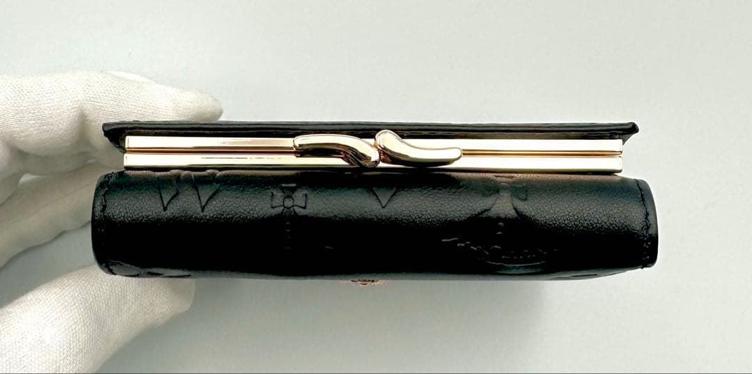 【♡新品✦人気♡】Vivienne Westwood 三つ折り財布 ブラック/黒