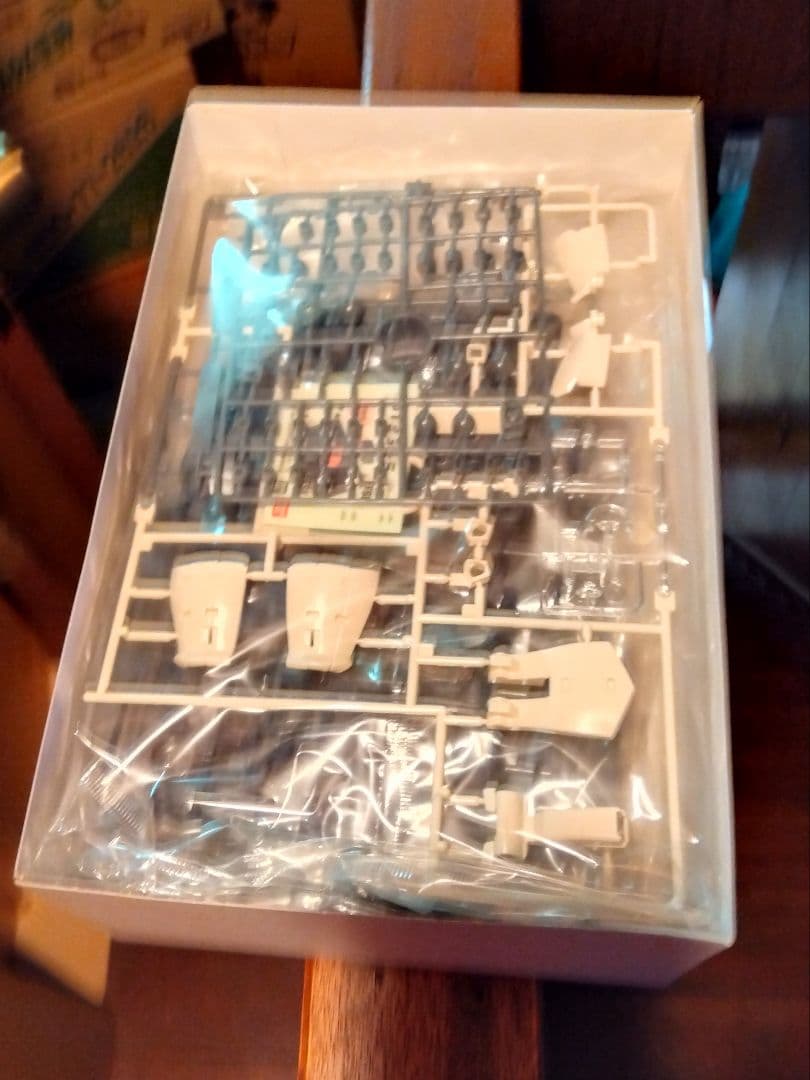 ガンプラ　BANDAI MG MS-06F-2 ZAKU II F2