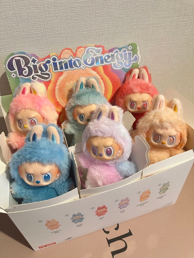 ラブブLABUBU Big into Energy