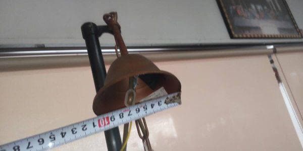 展示品　3灯シャンデリア クリスタル装飾 イタリア CRYSTAL LUCE製