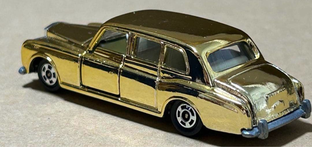 トミカ ロールスロイス ファンタムⅥ 金メッキ TFC特注