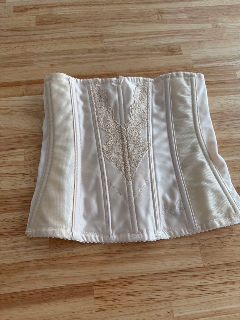 FOUR SIS & CO. ブライダルインナーセット　D70 70 70