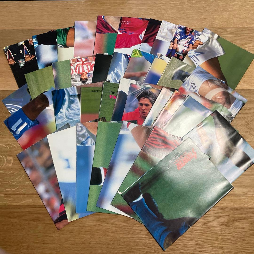 サッカー1992年から1995年のポスター　三浦知良など37枚セット