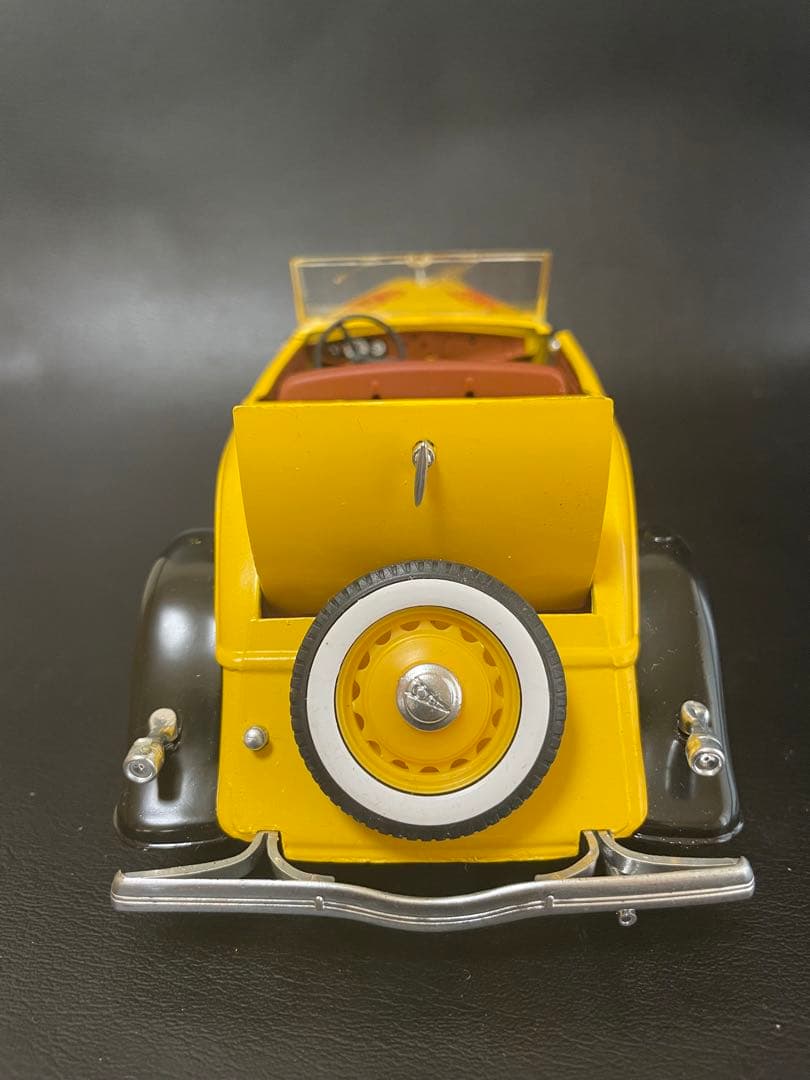 コカコーラ　Coca-Cola  ダイキャスト　フォード Ｖ８　SOLIDO製