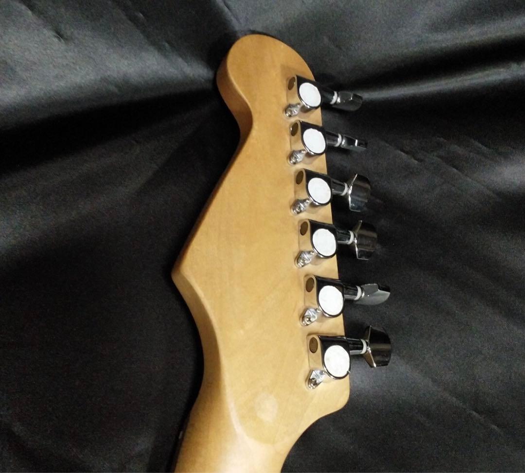 ノーブランドストラトキャスター　ブラック　ノイズレス処理&オレンジドロップ