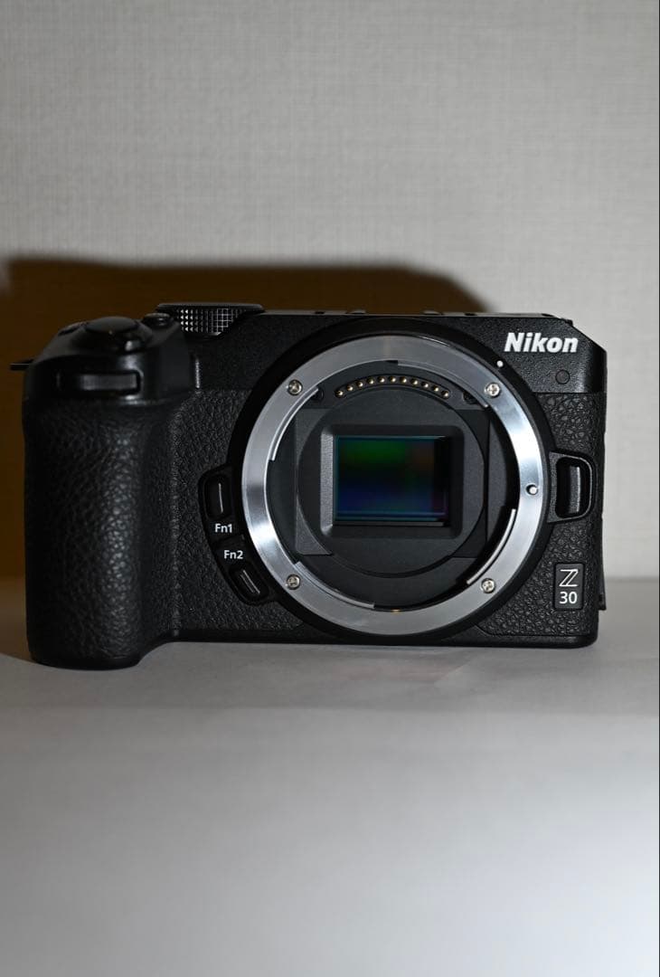 【Nikon Z30 ボディ】シャッター約12,000回 ウィンドジャマー付き