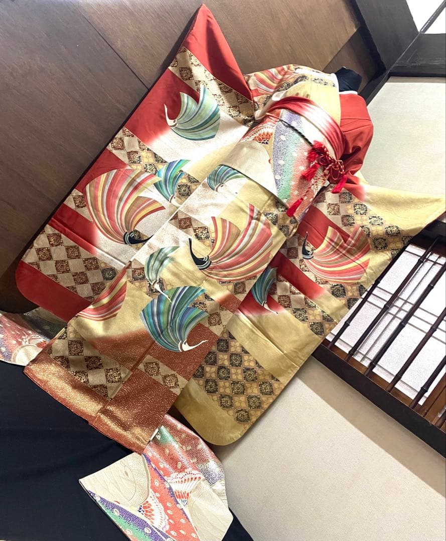 振袖フルセット6点サイズM〜Ｌ飛鶴菱花文　暈し染め　金銀彩　正絹