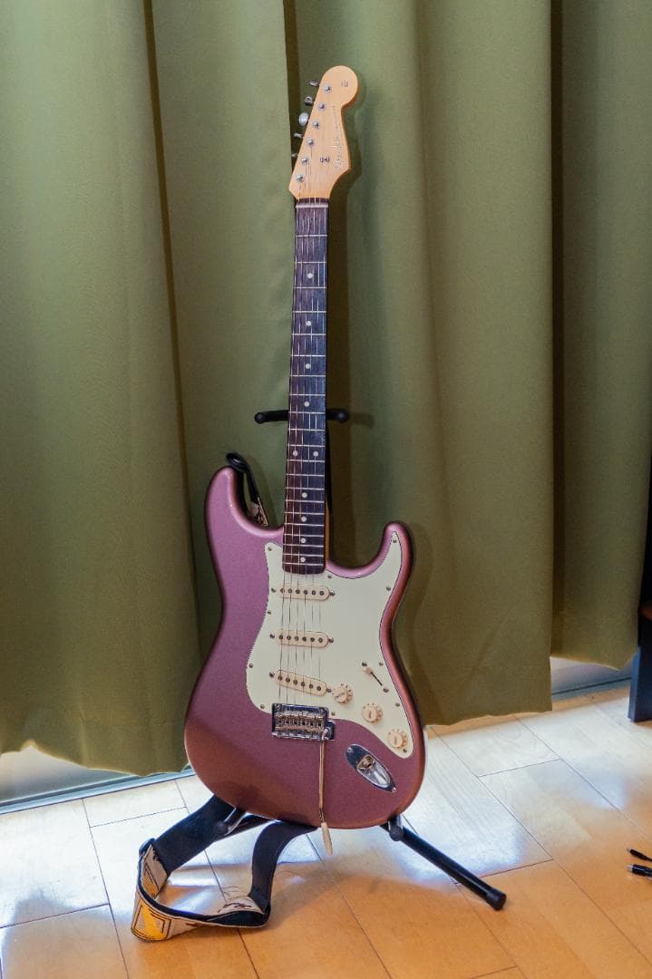 Fender Hybrid 60s バーガンディ