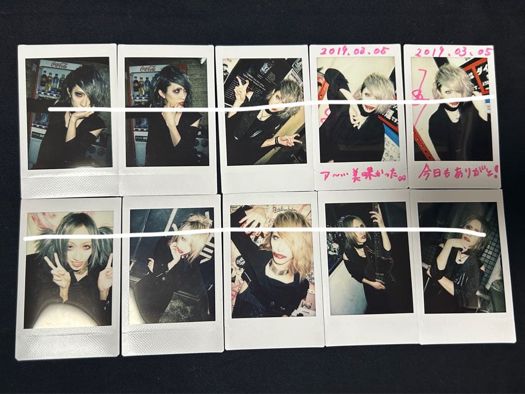 LAY ABOUT WORLD イザナ チェキ