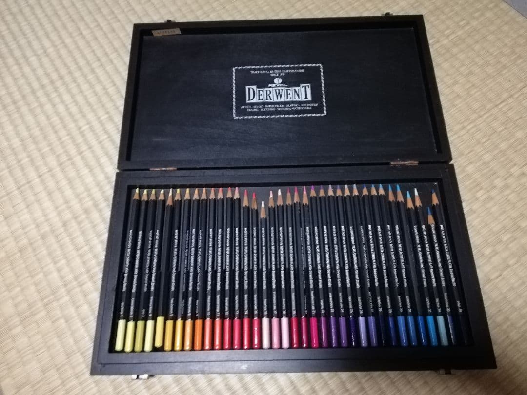 DERWENT ダーウェント スタジオ色鉛筆 72本セット 木製ケース入り