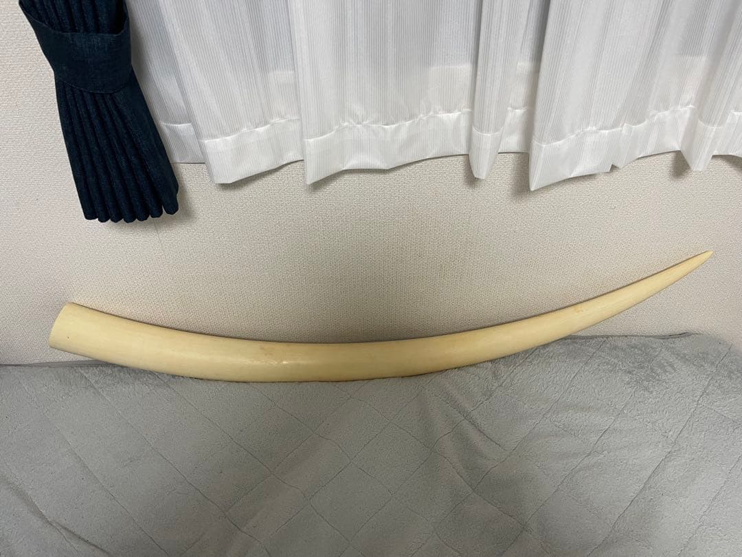 鈴*凱様 （超特大）象牙風レプリカ置物　レジン　練物