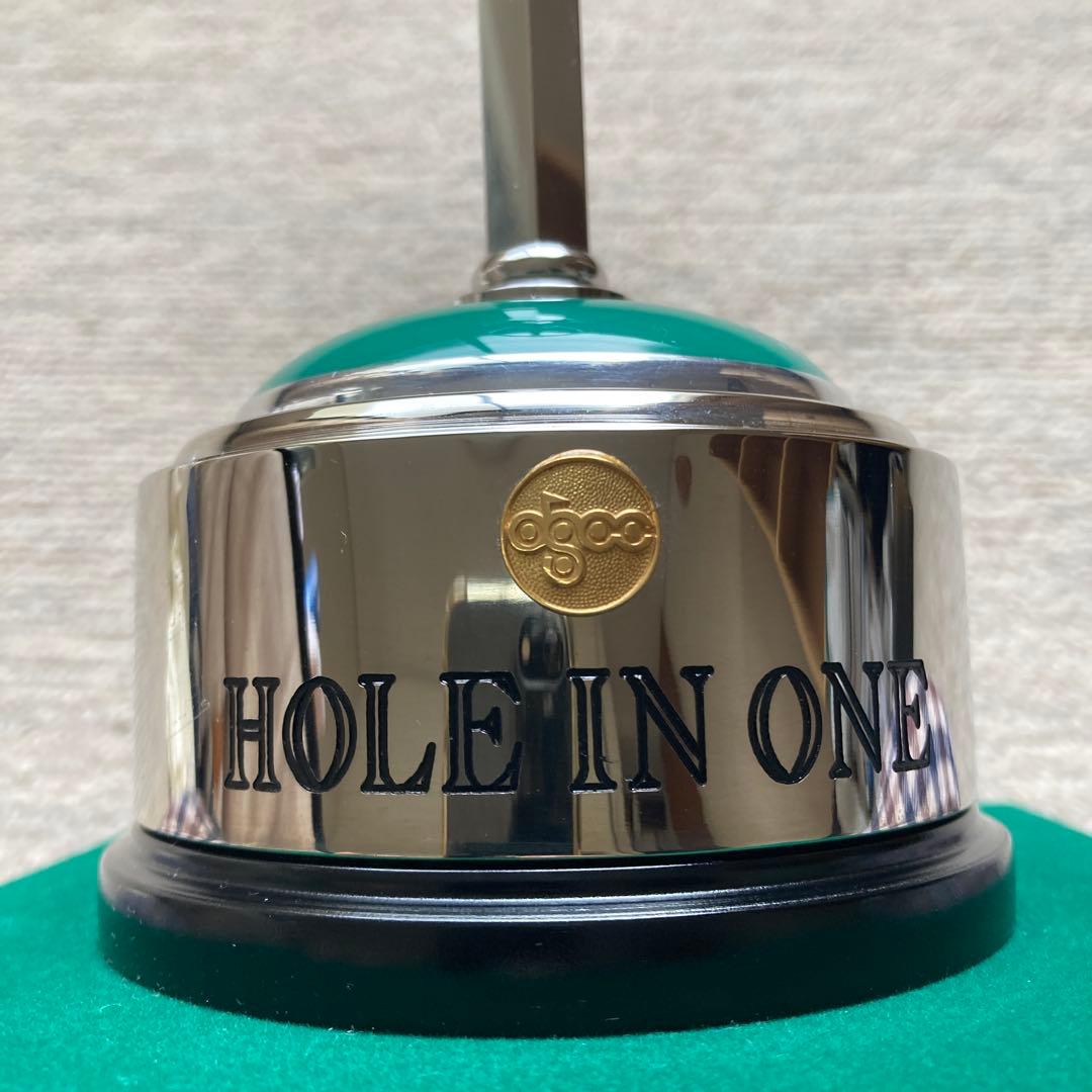 【値下】ゴルフ ホールインワン 記念ボールトロフィースタンド 宮本商行 銀座 ２