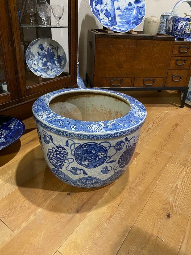 手毬紋様の可愛い大きな火鉢