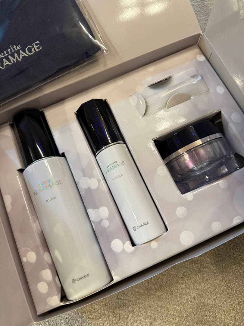 新品◆シャルレ エタリテ オーラマージュプレミアム限定セット 巾着付き