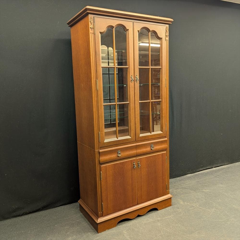 リンホーリン　照明付き　飾り棚　キャビネット　キュリオケース　コレクションケース