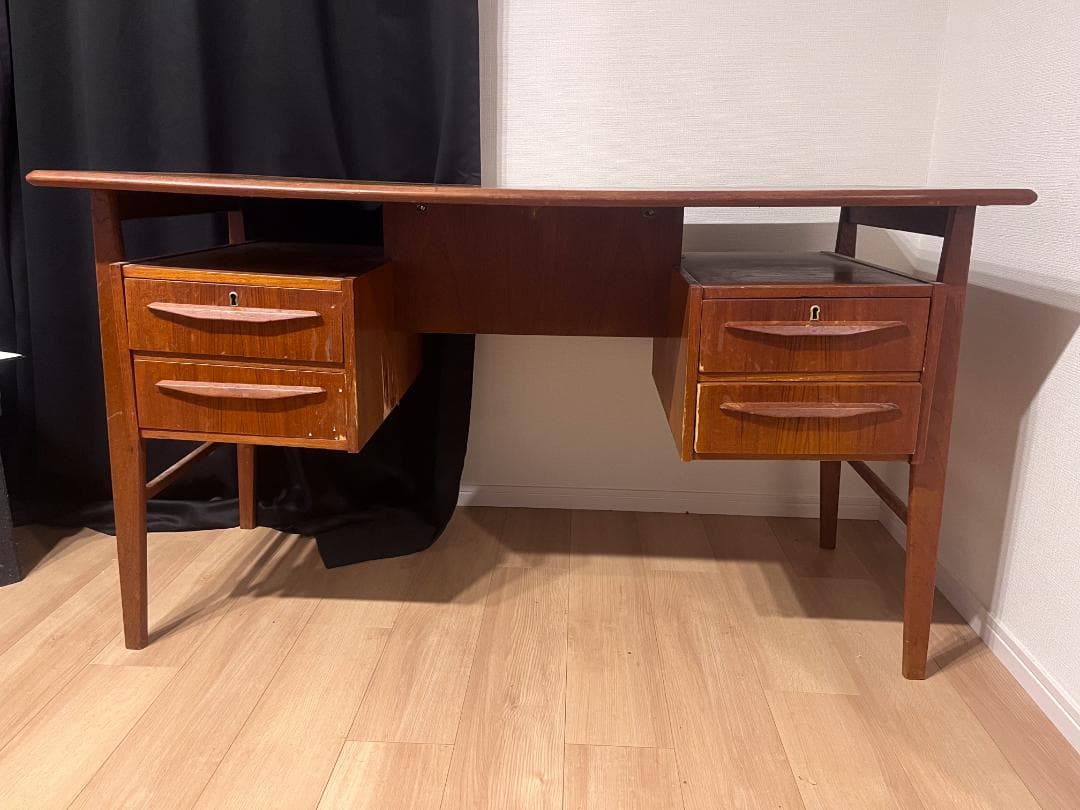 北欧ヴィンテージ　デンマーク【中古】デスク チーク