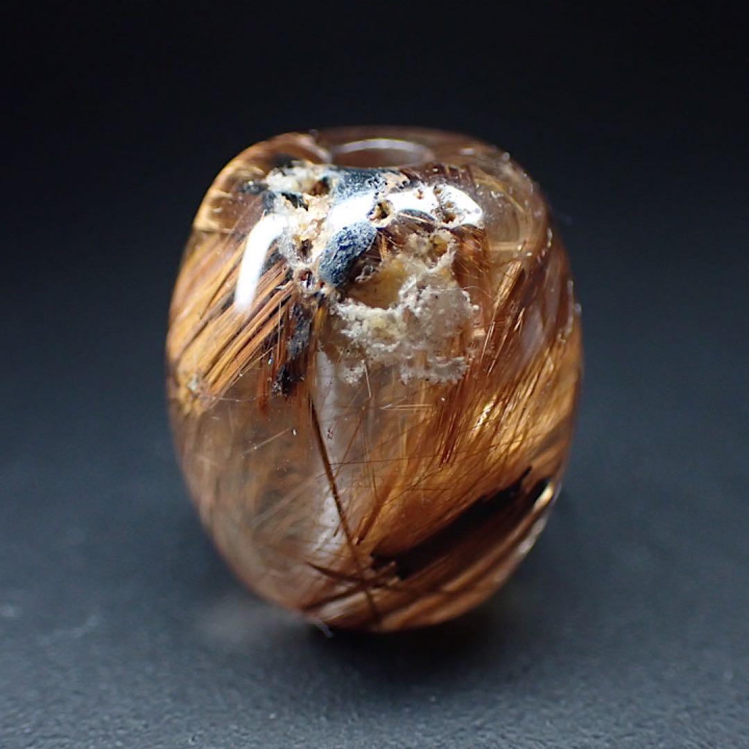 【中国産】ルチルクォーツのビーズ