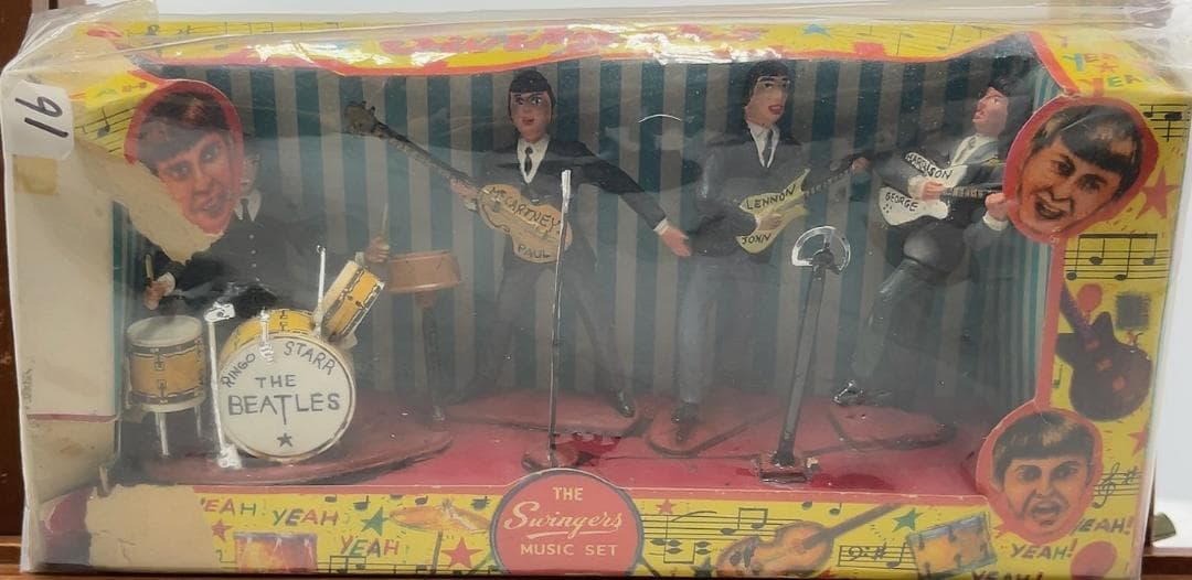 ビートルズ　フィギュア「スウィンガーズ ミュージック セット」1960年代