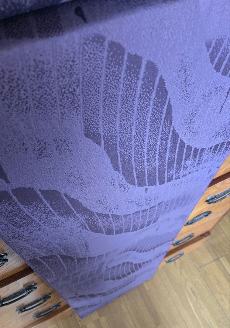 人間国宝　六谷梅軒　桐菊文様　小紋　着物　浜ちりめん　まるまん光彩