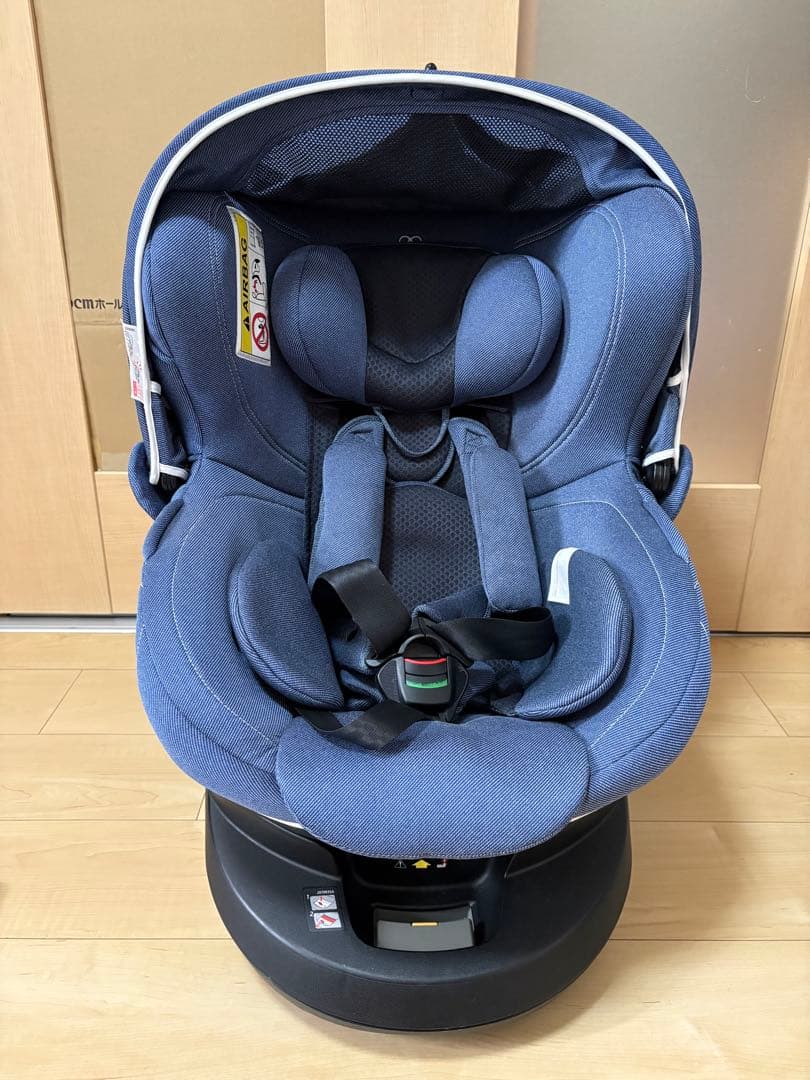 回転式チャイルドシート ネイビー
