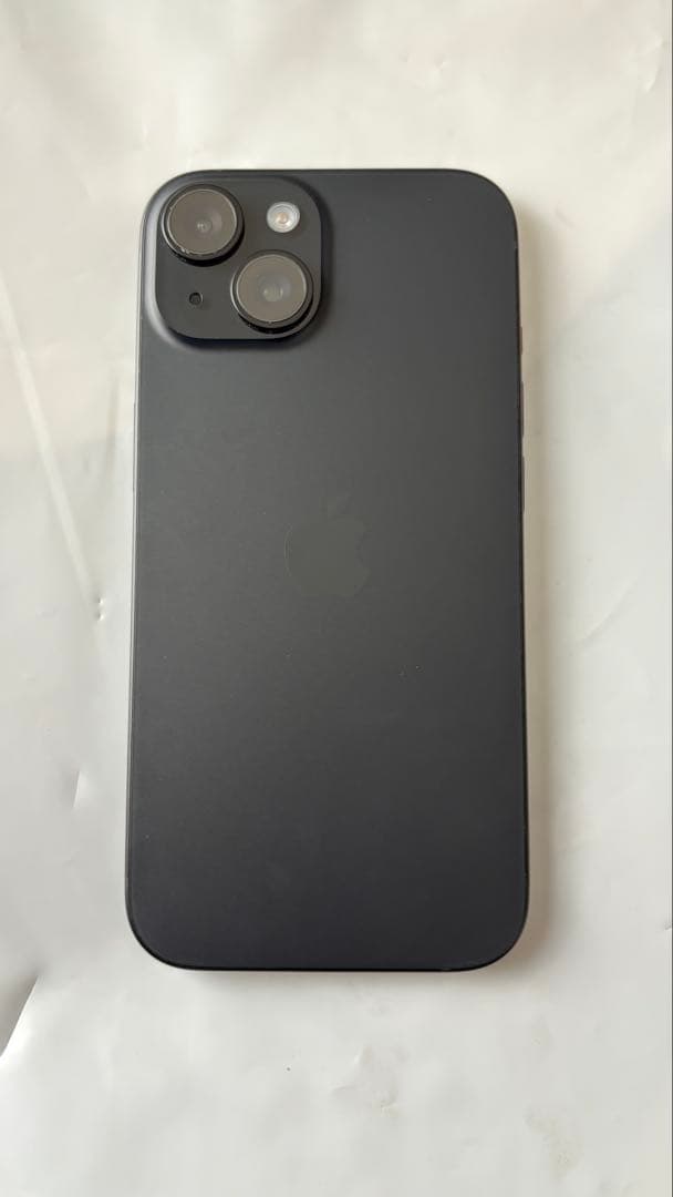 iPhone15 128GB ブラック SIMフリー 電池93% 箱付 小傷