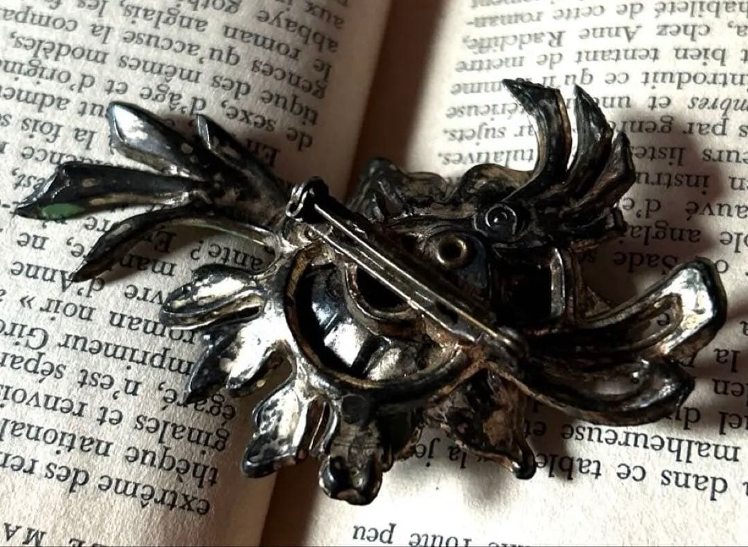 ★専用★3059ヴィンテージ☆エナメル/クレマチス/ブローチ他2点