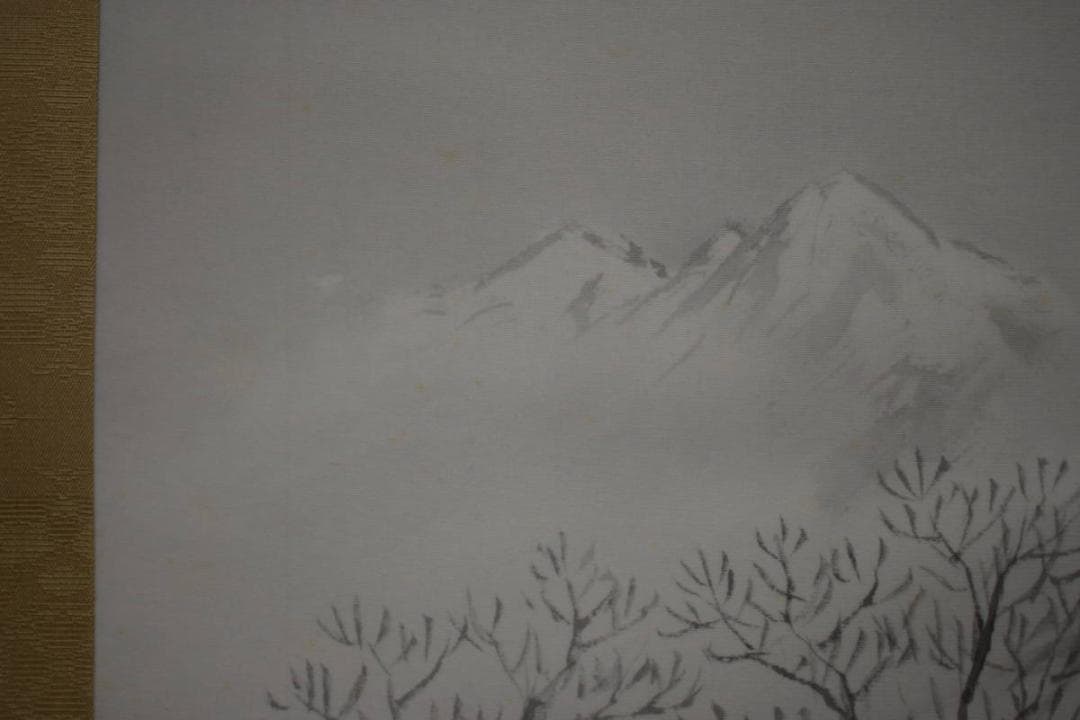 真作/春堂/水墨山水図/横物/桐共箱付/布袋屋掛軸HJ-25