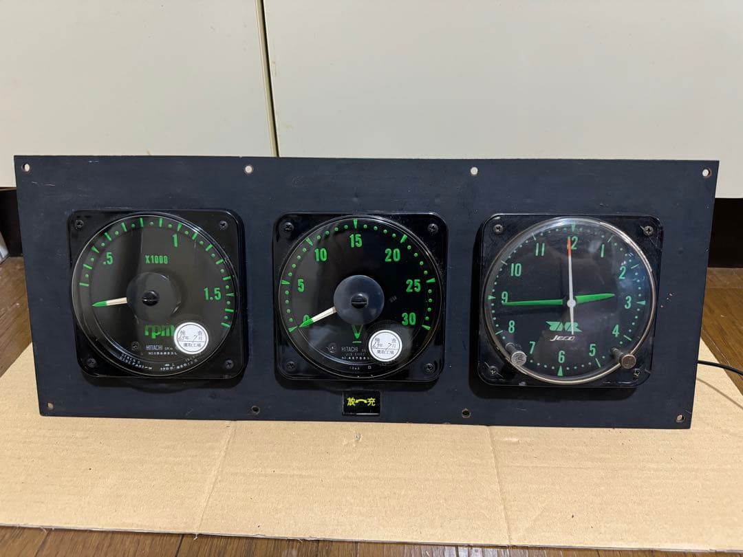 DE10-1108 運転台計器類