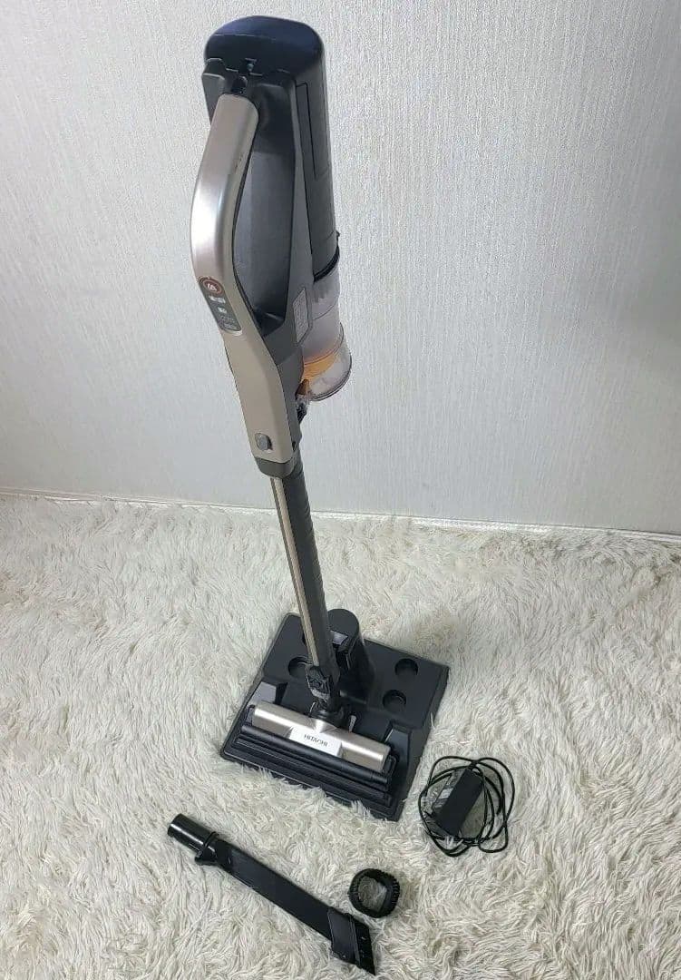 【良品】　日立コードレススティッククリーナーPV-BL3K　2024年製