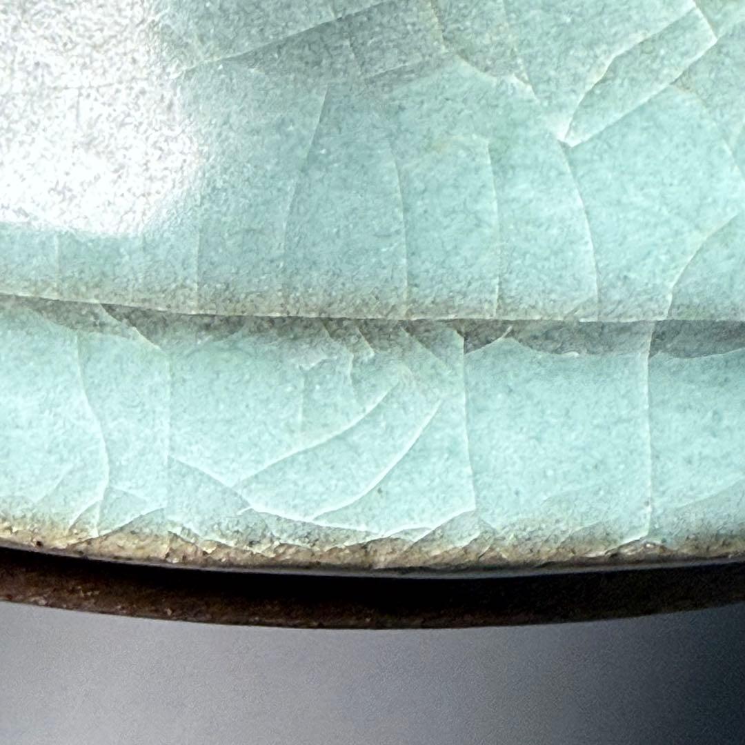 国重要無形文化財指定　中島宏　青磁花入　共箱　27cm　静寂の青に宿る造形美