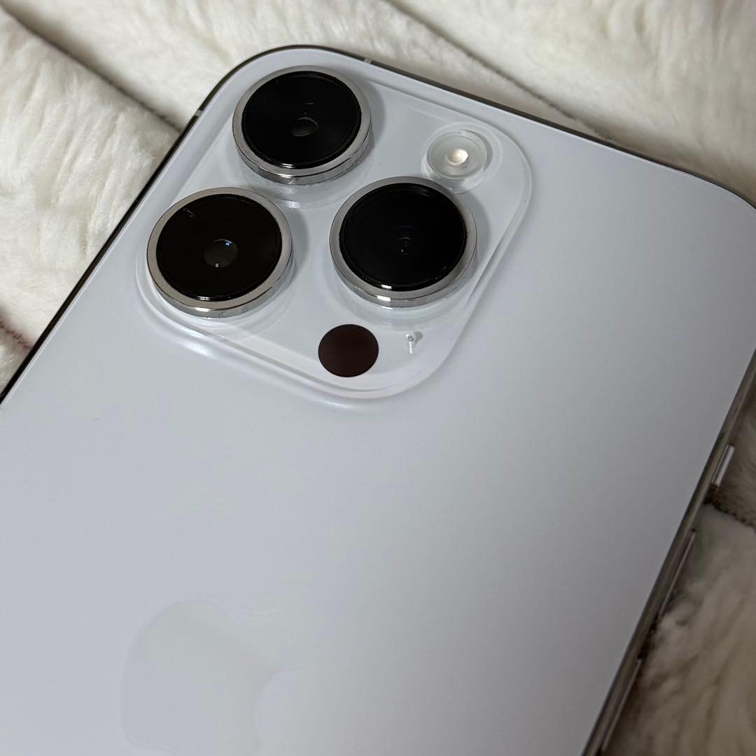 iPhone 14 Pro 256GB シルバー（バッテリー100％）