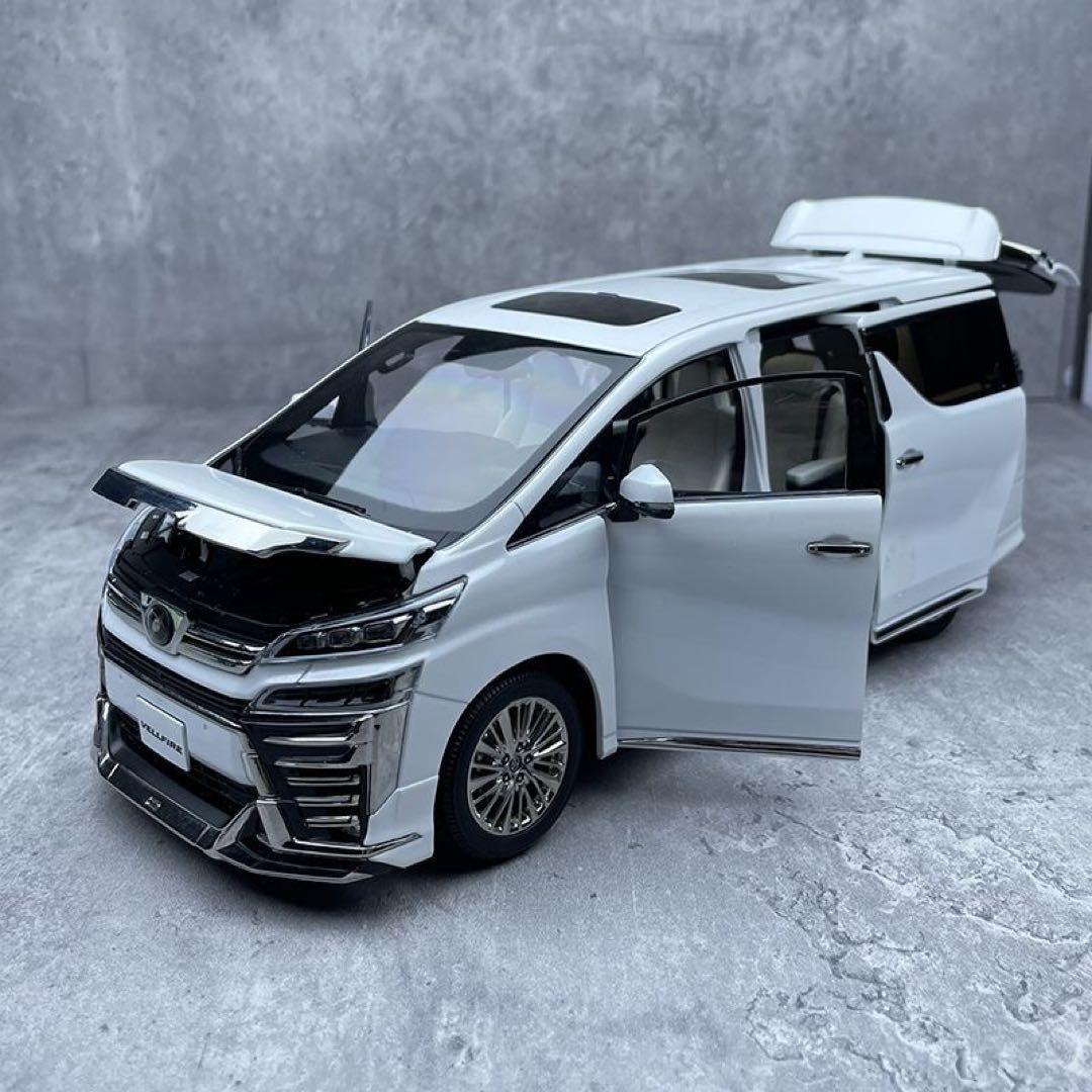 「tomoさん専用」Kengfai 1/18 トヨタ ヴェルファイア