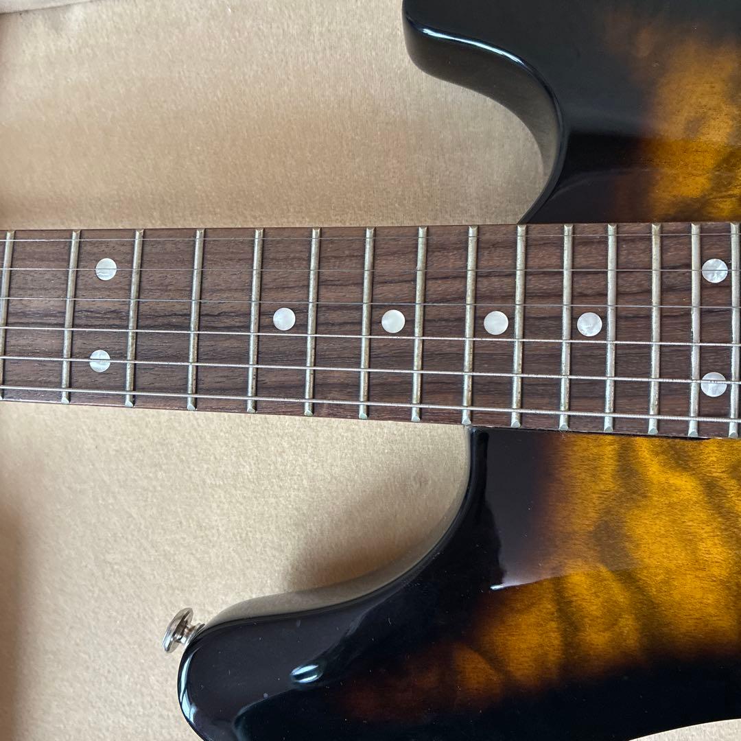 専用ハードケース付エレキギター