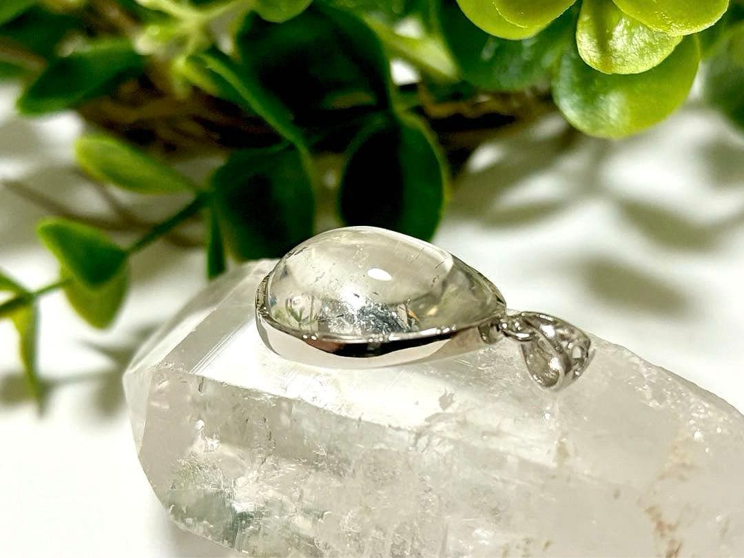 究極品質　秘蔵放出　英雄の守護石　エンジェルラダースティブナイトインクォーツPT