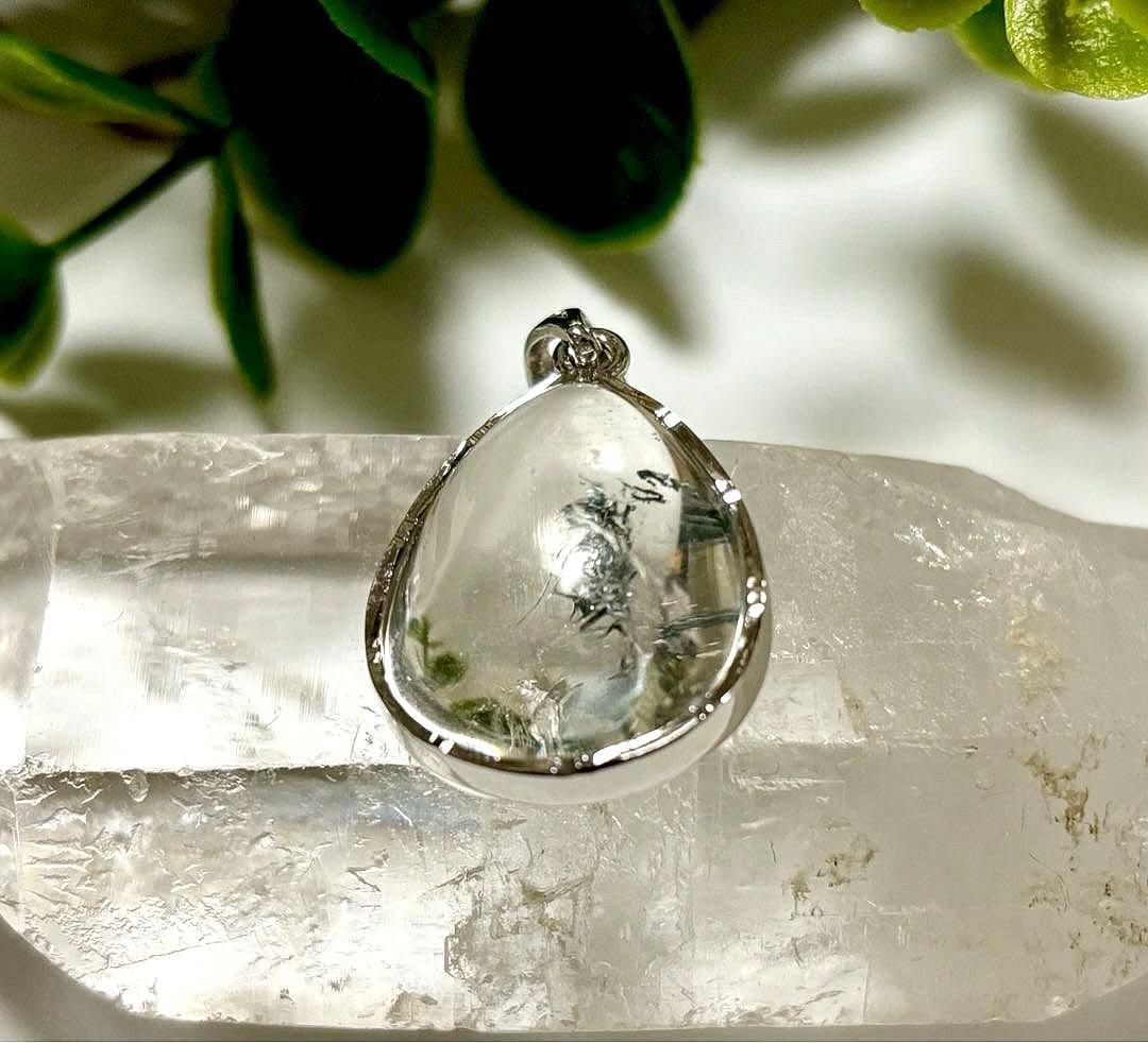 究極品質　秘蔵放出　英雄の守護石　エンジェルラダースティブナイトインクォーツPT