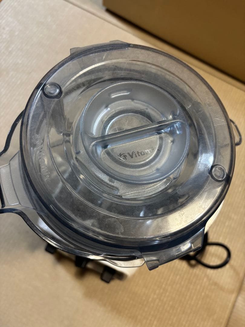 Vitamix 高級モデル　ミキサー V1200i ホワイト