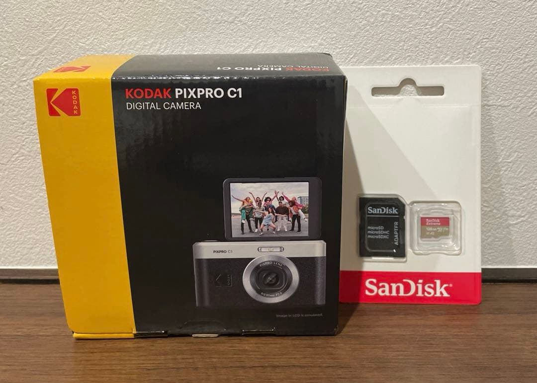 【新品】コダックコンパクトデジカメブラウン　サンディスク　SDカードセット