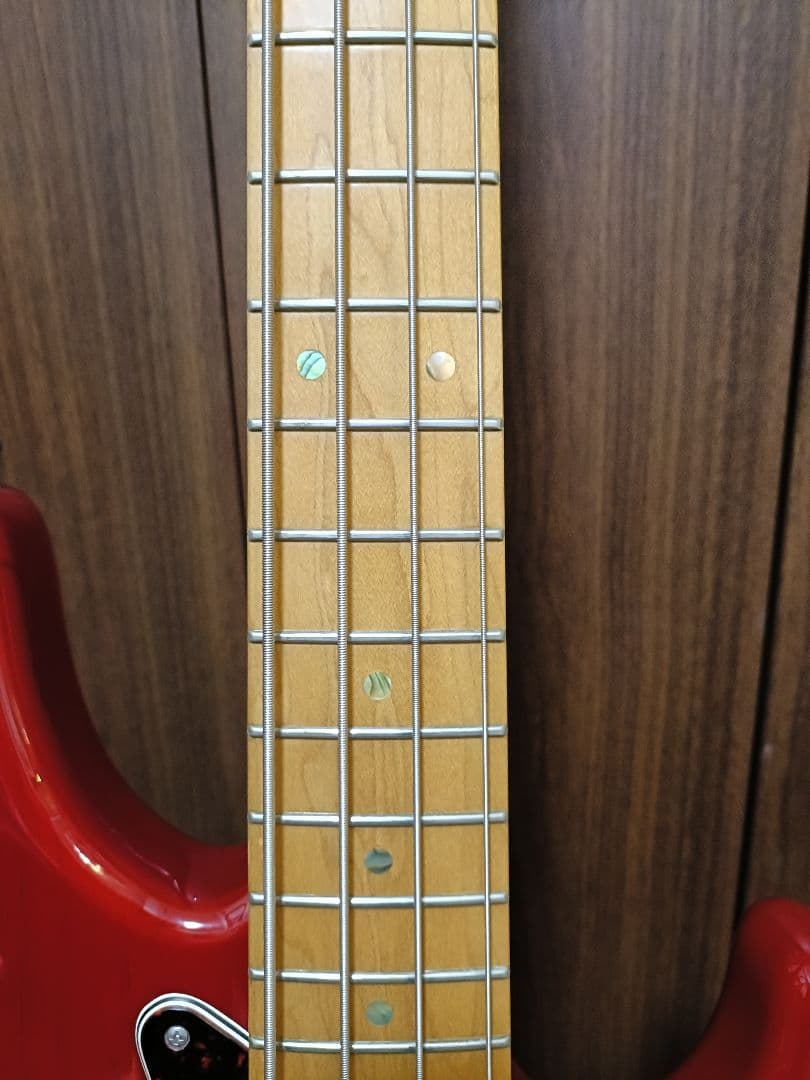 Fender USA American Deluxe プレシジョンベース