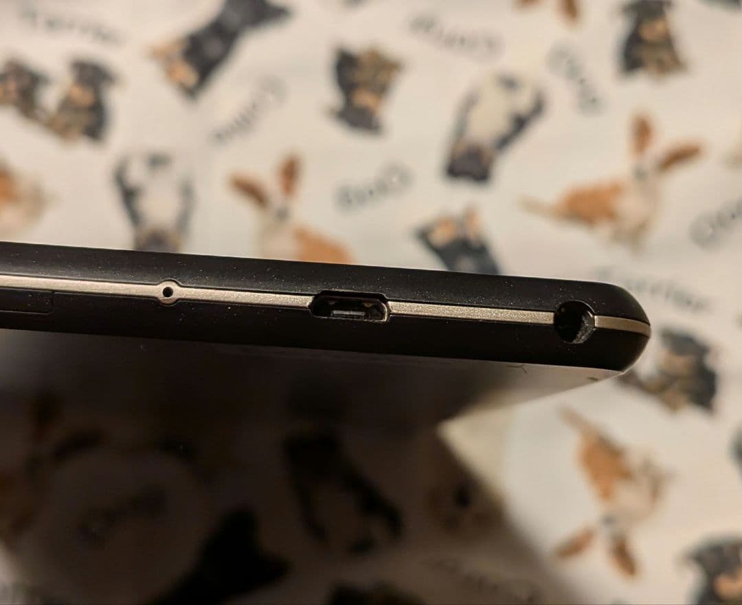 Lenvo タブレット tad5 FULL-HD 中古品