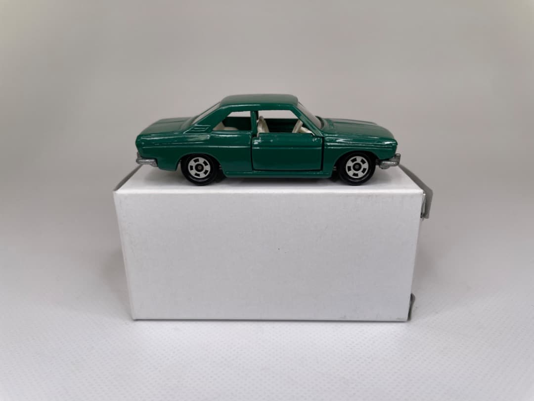 トミカ 1Aホイール ニッサン ニューブルーバードSSS 日本製