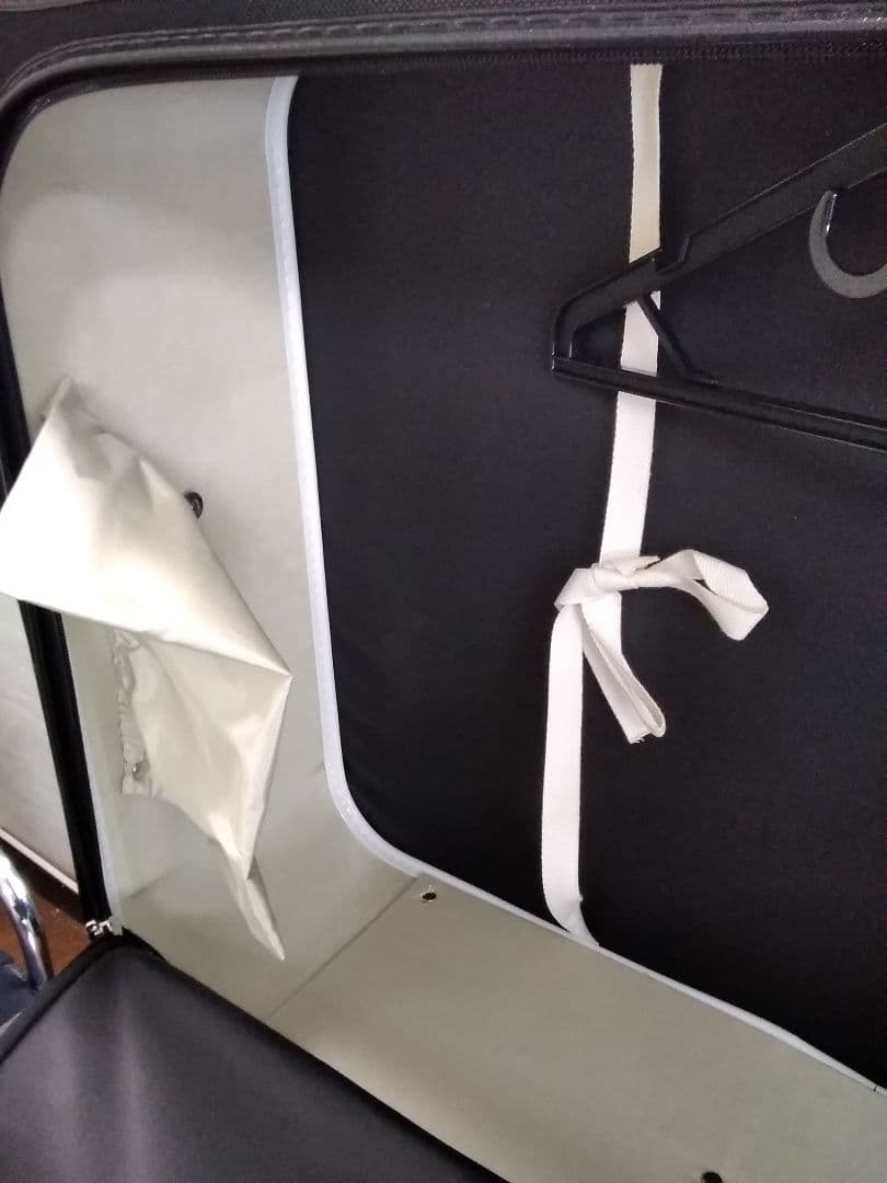 衣装ケース　わけあり　豊岡製　キャリー付き　特大サイズ