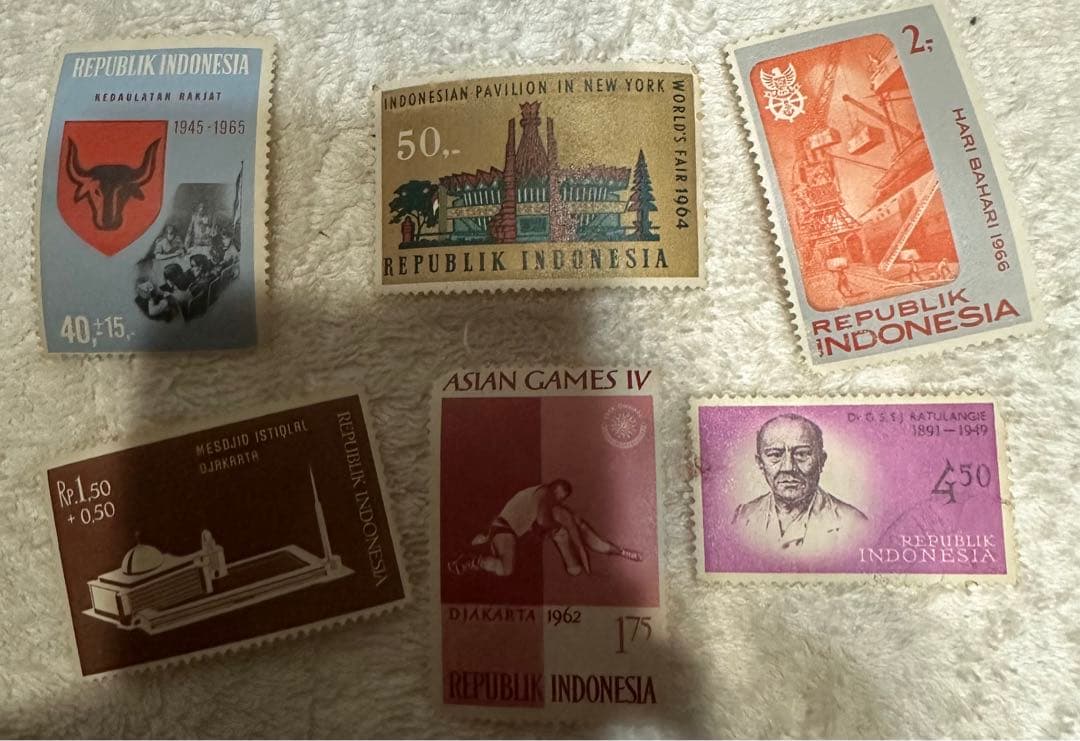 中国切手　文芸講話 発表30周年 6種完 1972年 外国切手まとめ売り