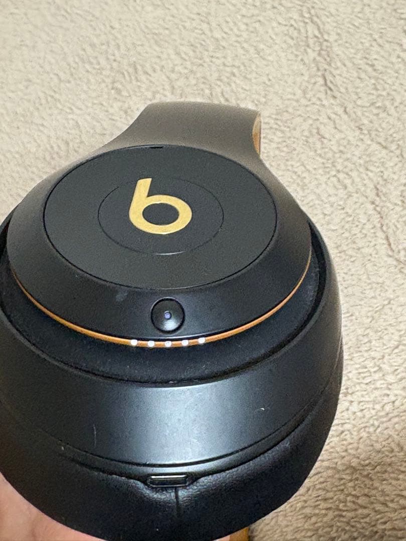 Beats Studio 3 Wireless ブラック/ゴールド