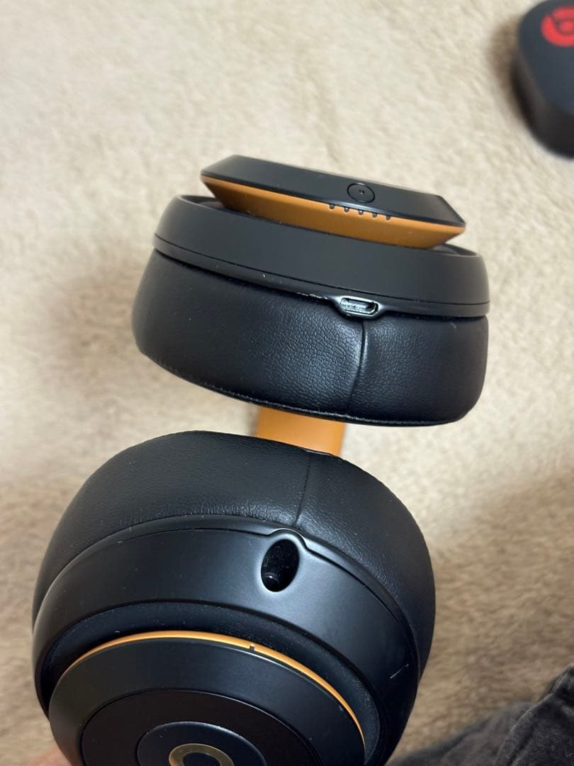 Beats Studio 3 Wireless ブラック/ゴールド