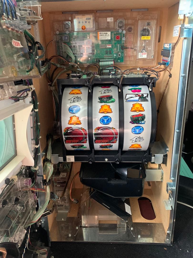 パチスロ仮面ライダーアンリミテッド　家庭用改造済不要機付無段階ボリューム付