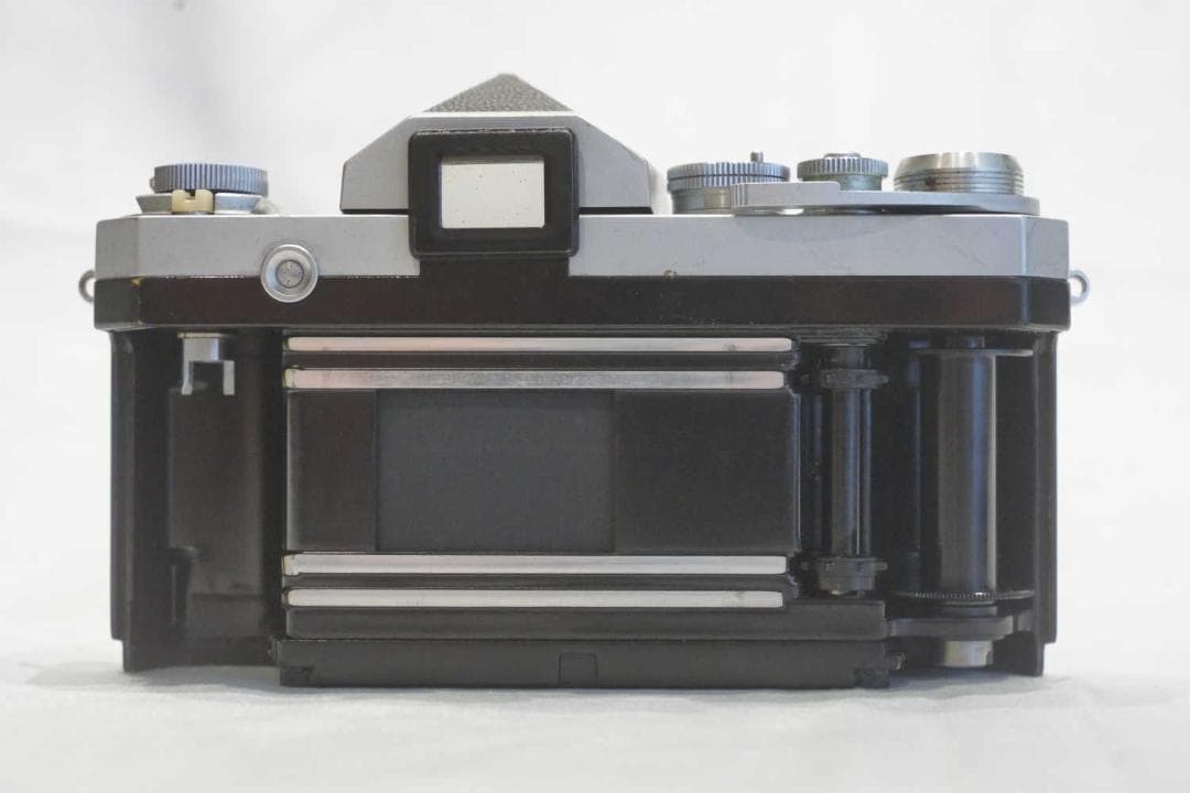 Nikon F 一眼レフカメラ