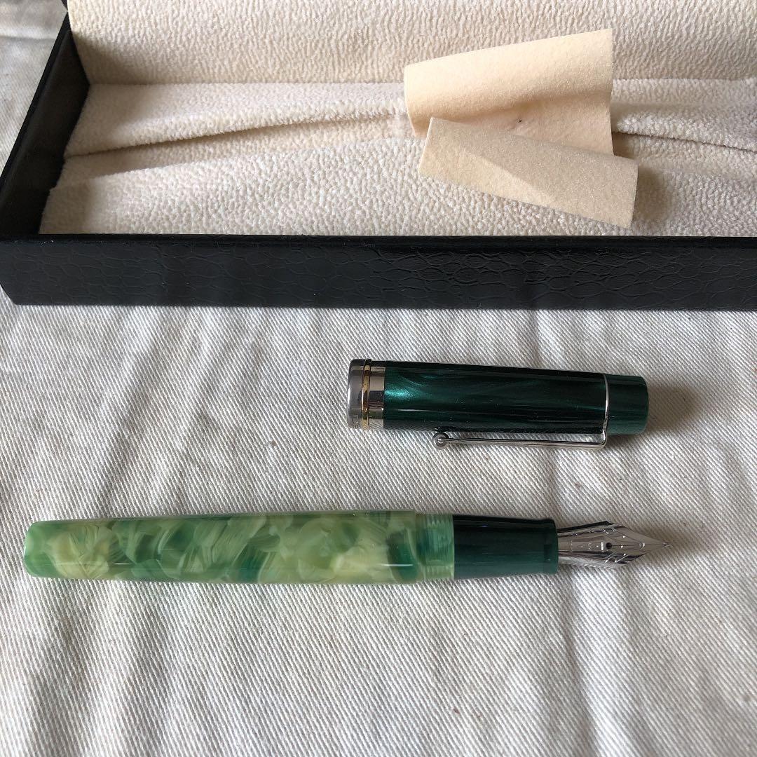 デルタ　レ・スタジオ―ニ・コレクション　プリマベーラ　万年筆・ボールペンのセット