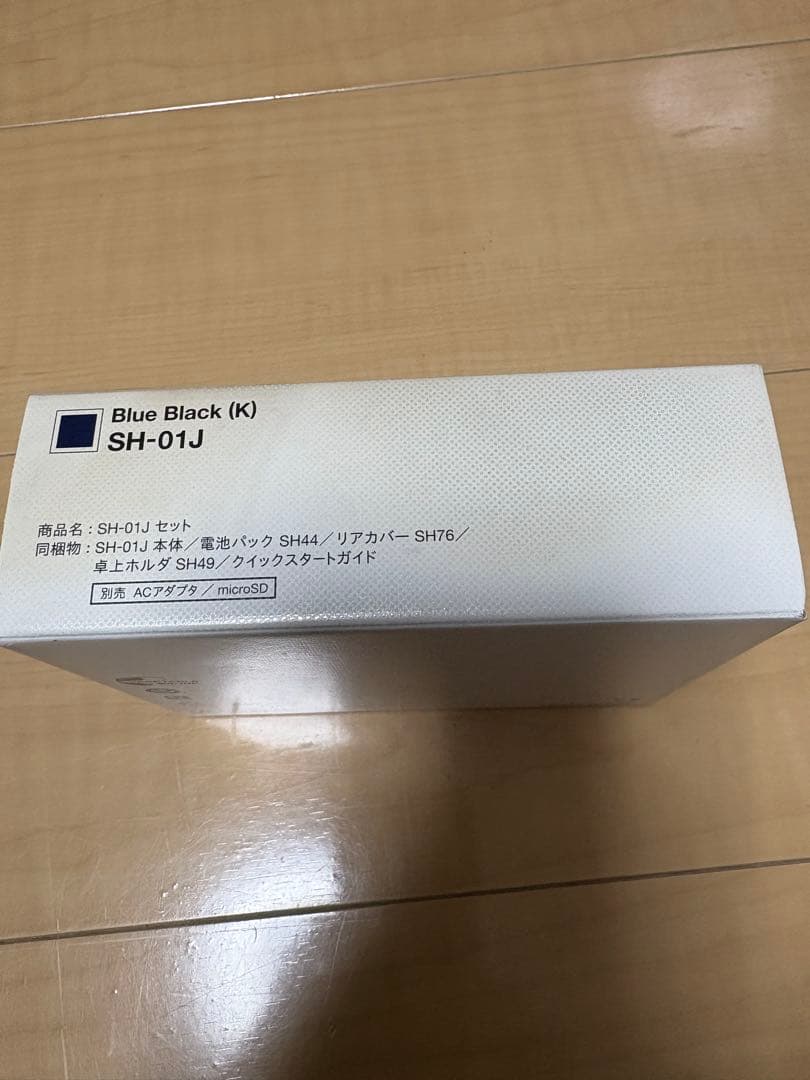 AQUOS SH-01J Blue Black (K) 本体